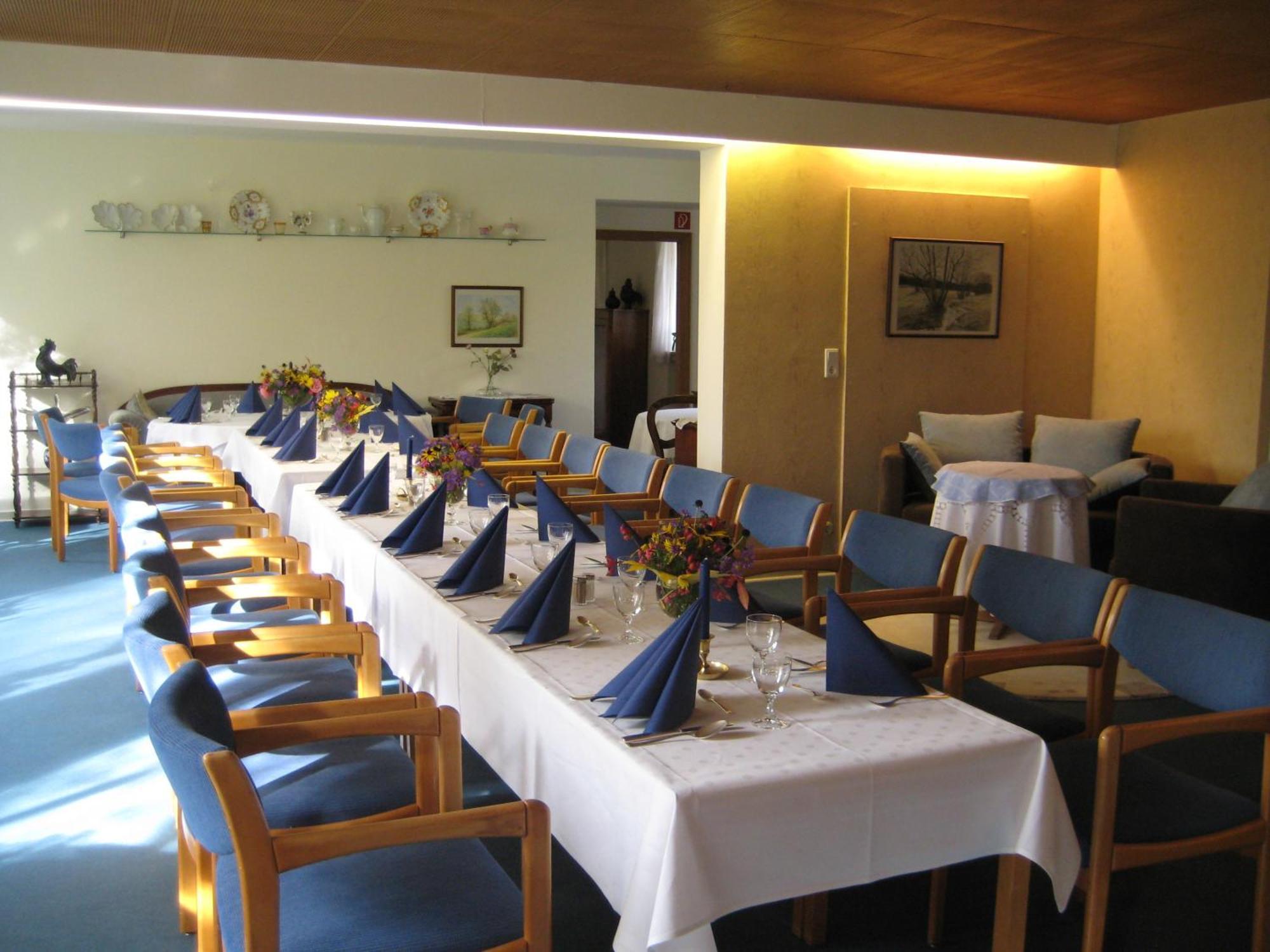 Hotel-Cafe "Schauinsland" Horn-Bad Meinberg Dış mekan fotoğraf